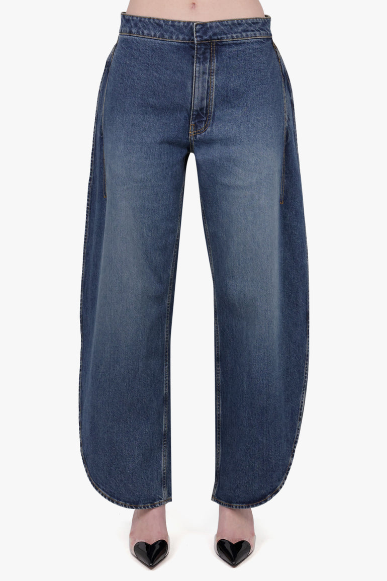 ALAIA RTW Petal Round Fit Dart Jeans | Washed Blue