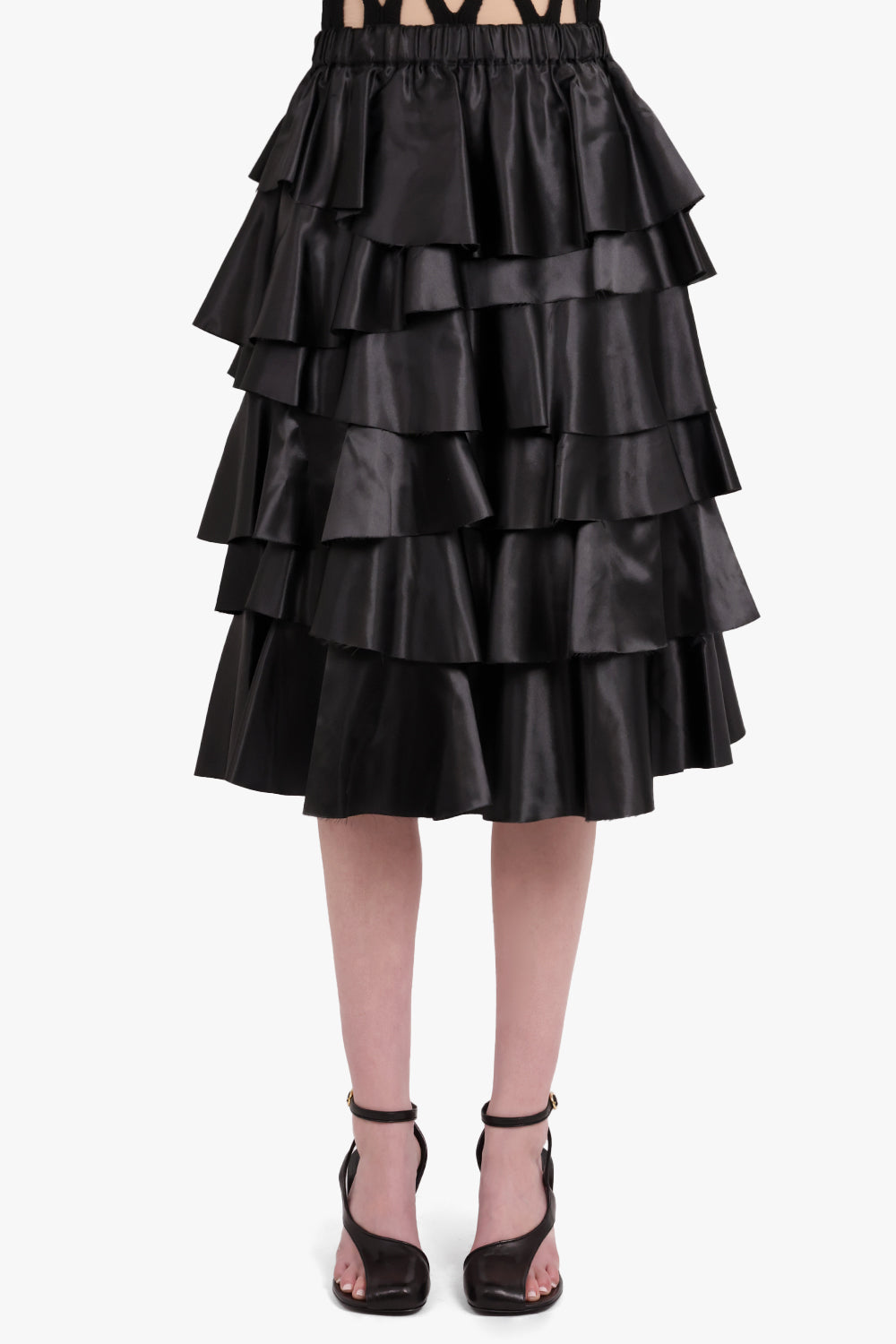 BLACK COMME DES GARÇONS SKIRTS Ruffle Layer Midi Skirt with Back Pleating | Black