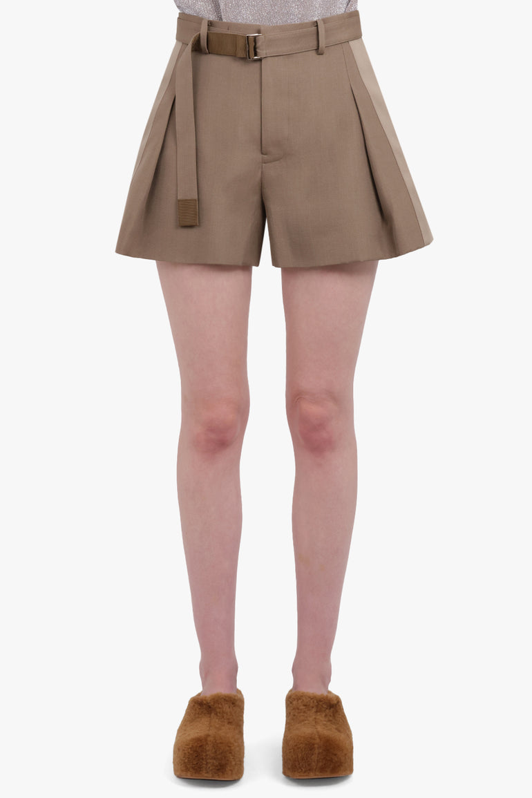 SACAI RTW Pleating Detail Short | Brown