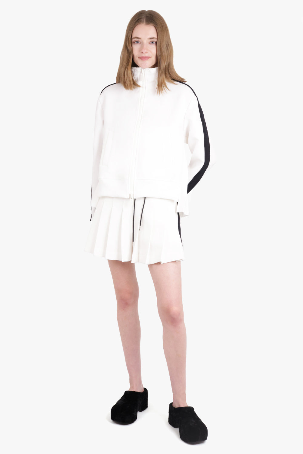 SACAI RTW Drawstring Side Panel Pleated Short | White/Black