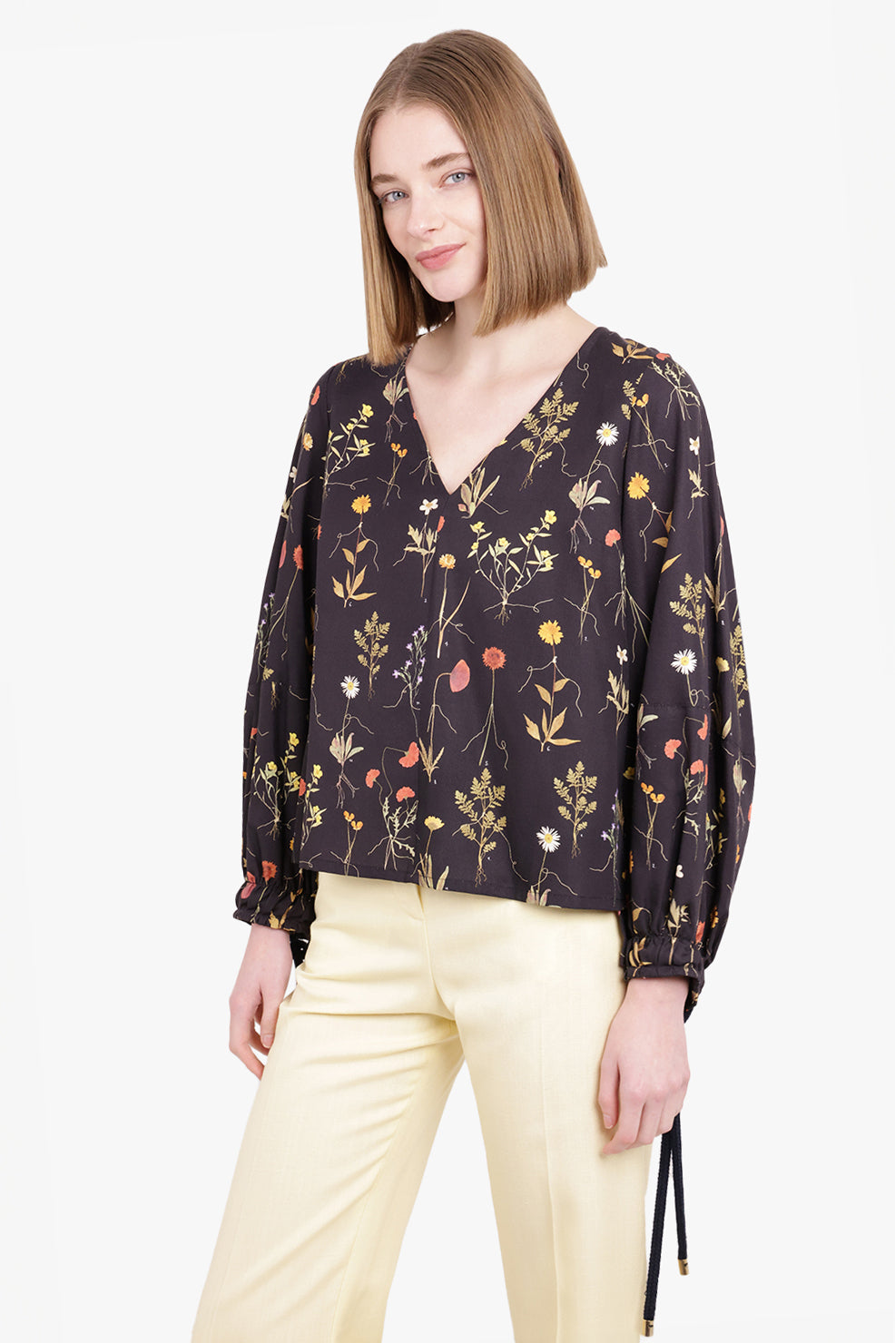 MOTHER OF PEARL RTW REESE FLORAL BLOUSE L/S HERBARIUM BLACK