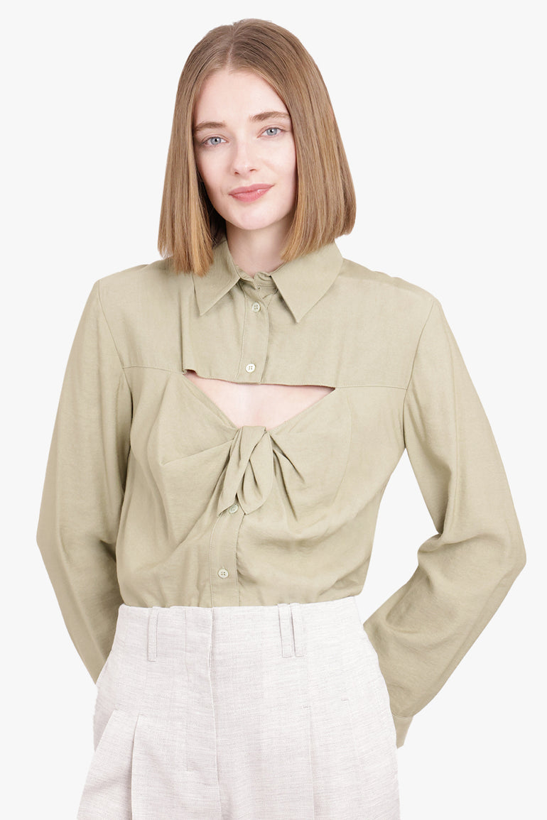 JACQUEMUS RTW LA CHEMISE ALBI CUTOUT SHIRT | LIGHT GREEN