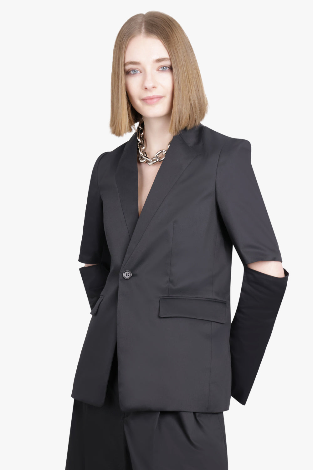 NOIR KEI NINOMIYA RTW Single Breasted Arm Slit Detail Blazer | Black