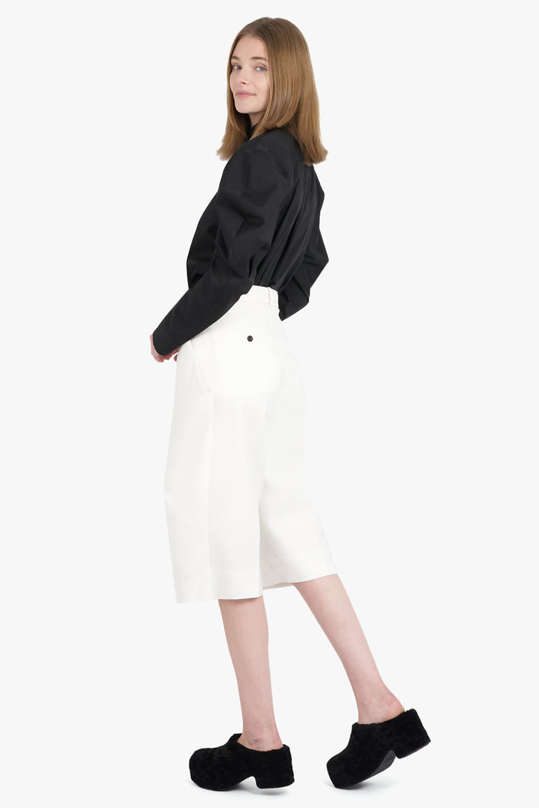 SACAI RTW Exaggerated Pocket Detail Crop Pant | Off White