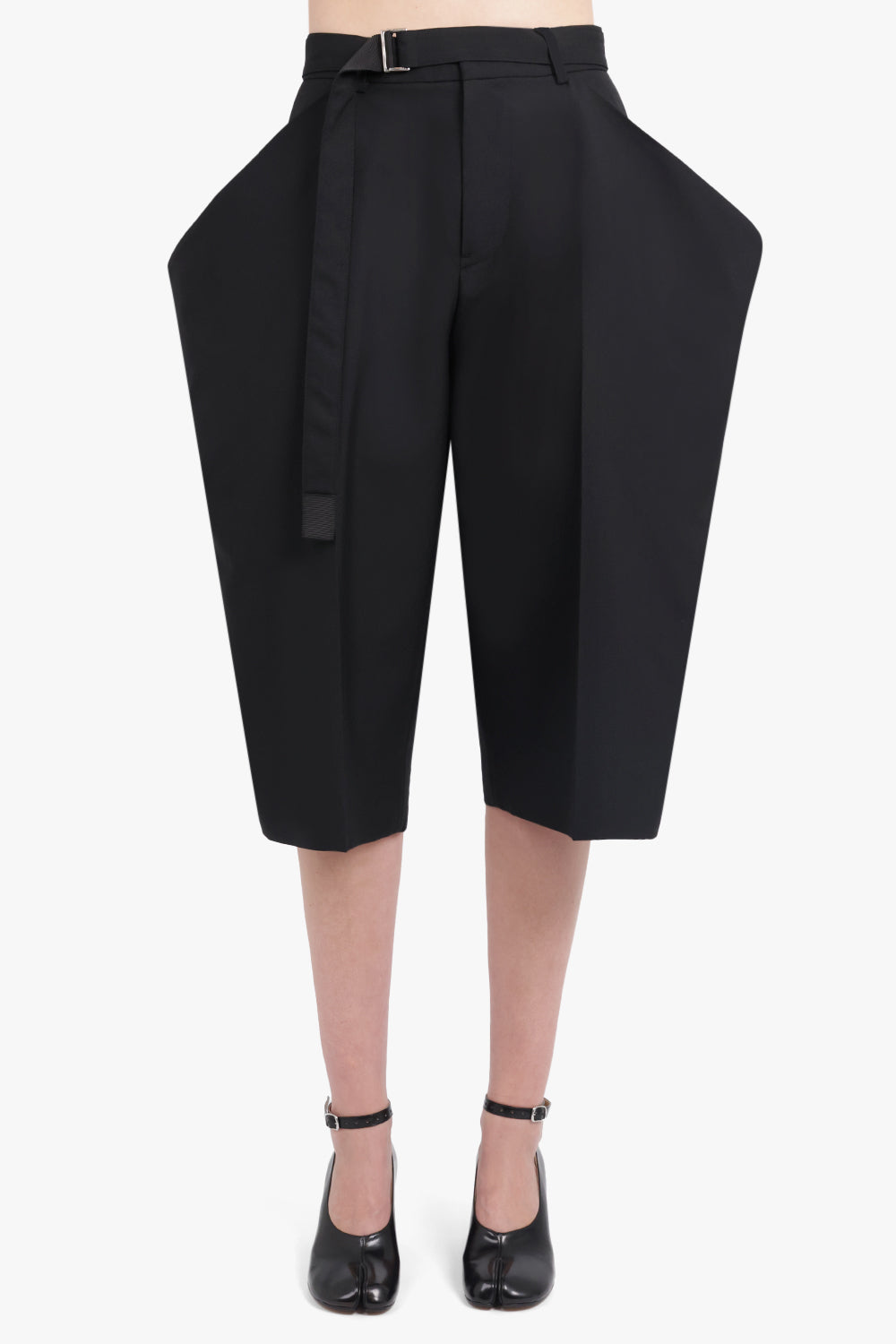 SACAI RTW Exaggerated Pocket Detail Crop Pant | Black