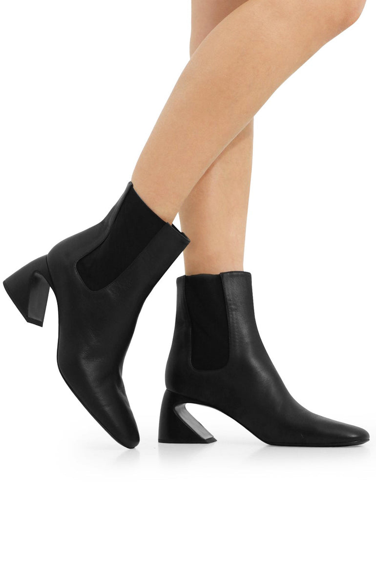 JIL SANDER SHOES ANKLE BOOT WITH CURVED HEEL 65MM BLACK