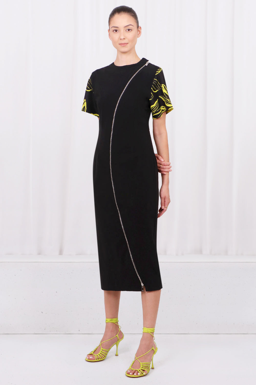 NINA RICCI RTW CURVED ZIP DRESS BLACK