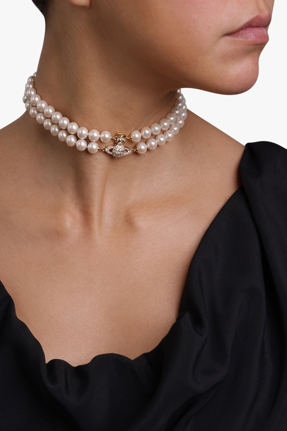 Vivienne westwood pearl necklace retail deals price